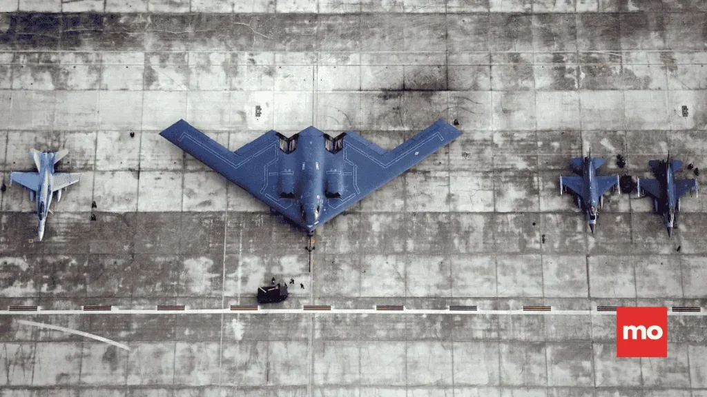 B 2 spirit f 35