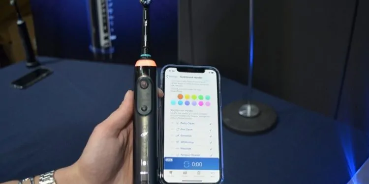 Yapay Zekalı Diş Fırçalama Alışkanlığı Yaratan Akıllı Diş Fırçası: Genius –X