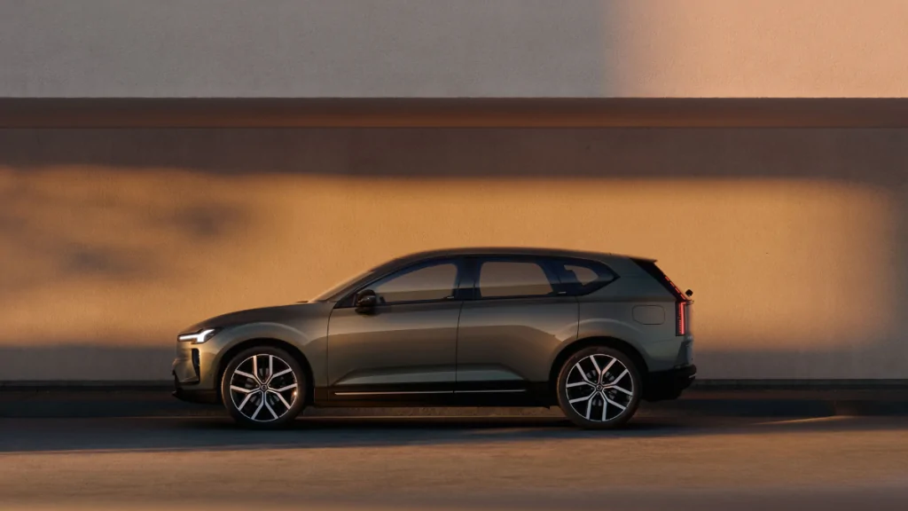 Volvo Ex60 Yan