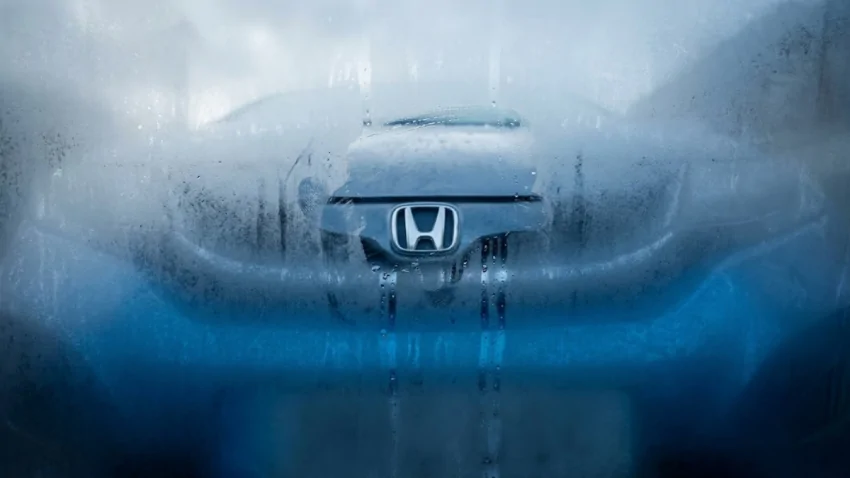 Honda Odyssey Geri Görüş Kameralarında Sızdırmazlık Hatası: 325 Bin Araç Geri Çağırılıyor