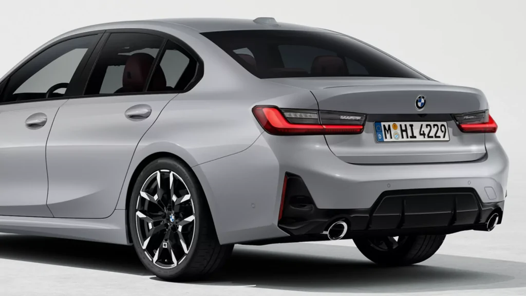 MW 320i Sedan 1024x576 1